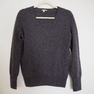 Halogen Women's 100% Cashmere Gray V Neck Sweater